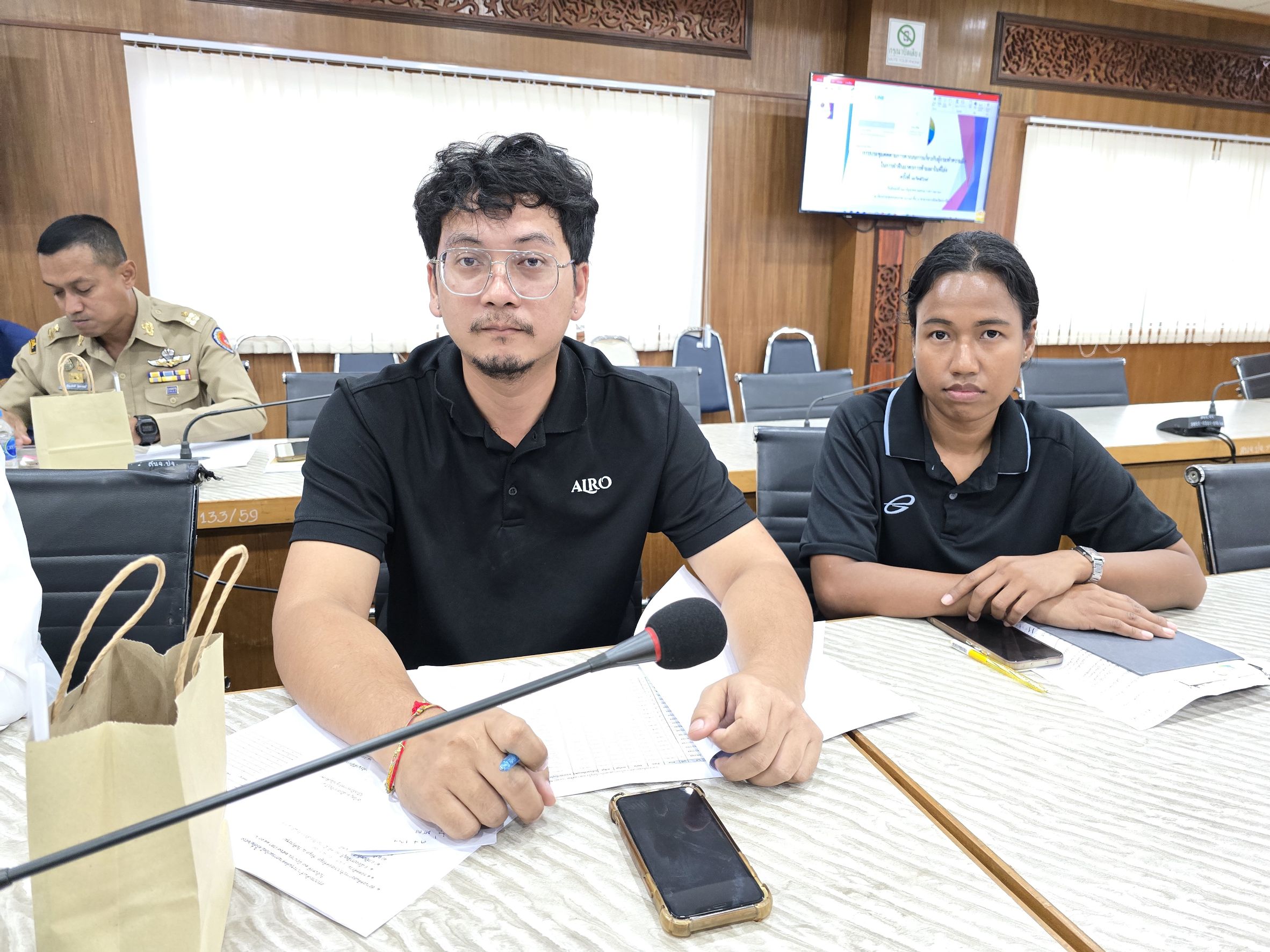 title - วันที่ 29 มิถุนายน 2569 นายวิทูล ประดิษฐบุญ ปฏิรูปที่ดินจังหวัดปราจีนบุรี พร้อมด้วย เจ้าหน้าที่ ส.ป.ก.ปราจีนบุรี เข้าร่วมการประชุมติดตามการดำเนินงานเกี่ยวกับผู้กระทำผิด ในการฝ่าฝืนมาตรการห้ามเผาในที่โล่ง ครั้งที่ 3/2569